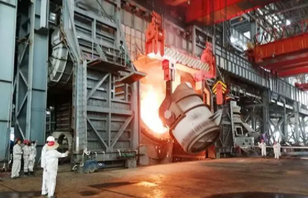 What are refractories used for?